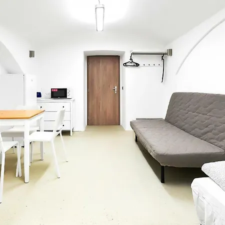Jireckova Hostel *